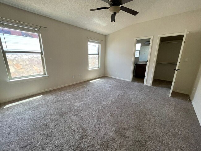 Building Photo - Charming East Side Gem – Prime Location Ne...