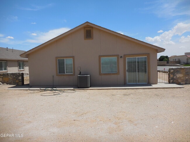Building Photo - 14301 Desert Orchid Dr