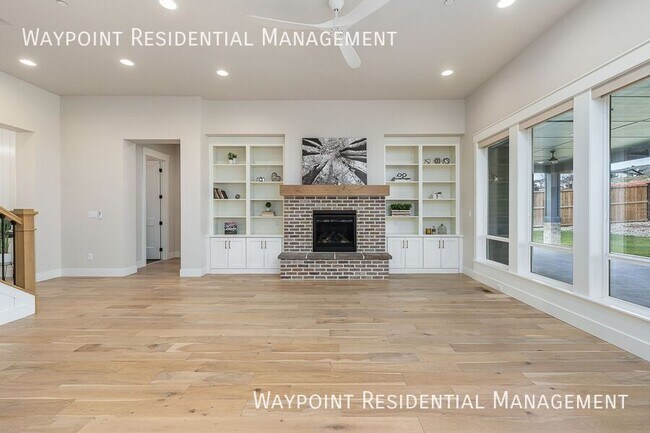 Building Photo - 3570 E Interstellar Ct