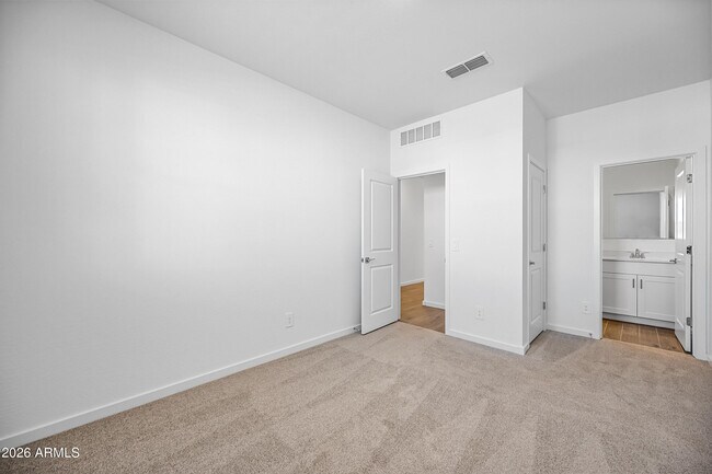 Building Photo - 7505 E Cozy Cottage Ln