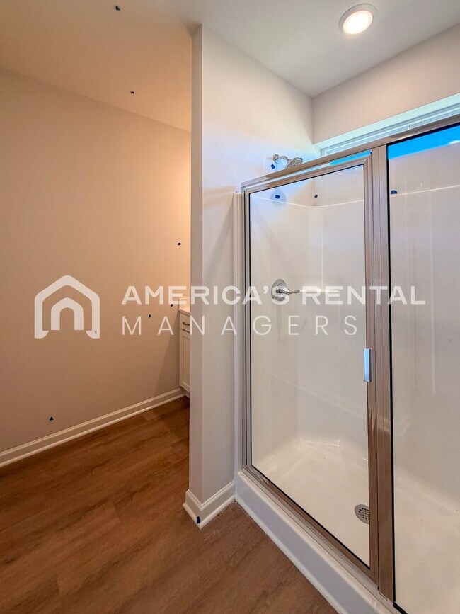 Building Photo - Modern Living in Havenridge! Sign a 13-month lease by 5/15/2026 and receive a leasing incentive e...