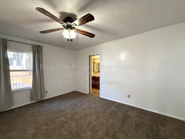 Building Photo - 2040 Humboldt Rd