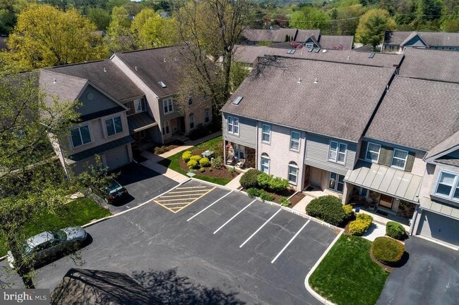 Building Photo - 801 Winchester Ct