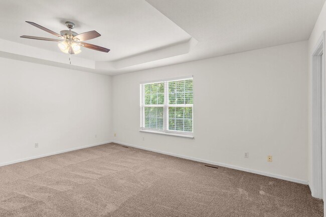 Building Photo - 5001-5003 Carrie Ridge Dr.