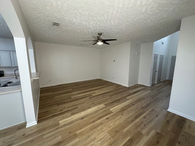 Building Photo - 8428 Charbay Cir