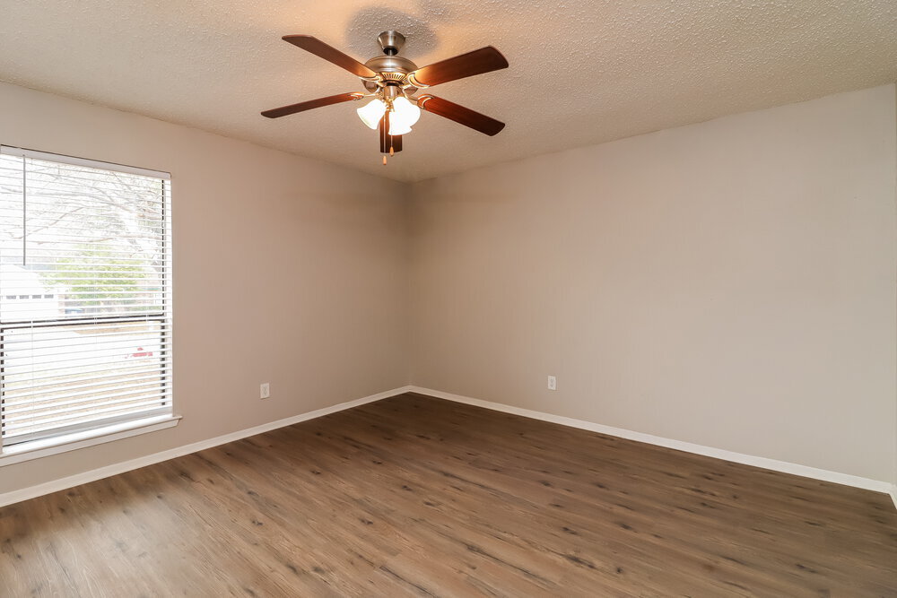 Building Photo - 1837 Heidelberg Dr