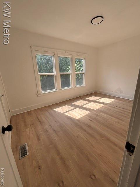Building Photo - 2952 Elmhurst St