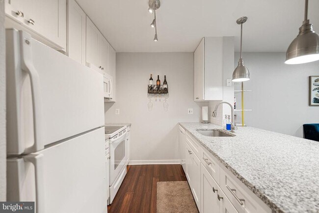 Building Photo - 3309 Wyndham Cir