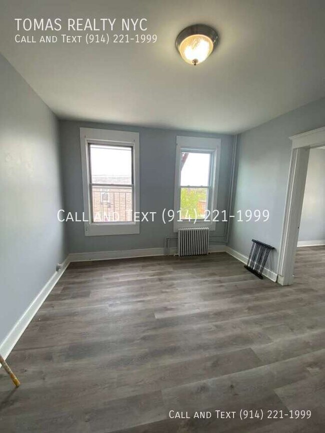 Building Photo - 14 Garfield St