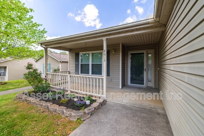 Building Photo - 8613 Little Field Way