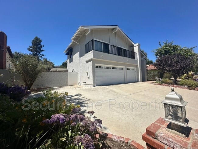 Building Photo - 288 W Siesta Ave