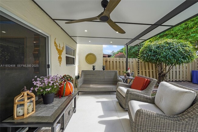 Building Photo - 10310 NW 5th Terrace