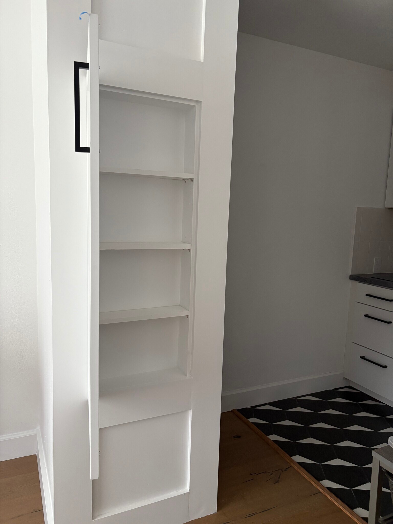 Pantry - 2175 Calle Ola Verde