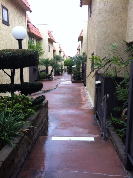 Front of the unit - 106 N Chapel Ave