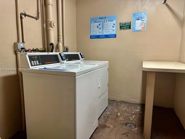 Building Photo - 9450 Live Oak Pl