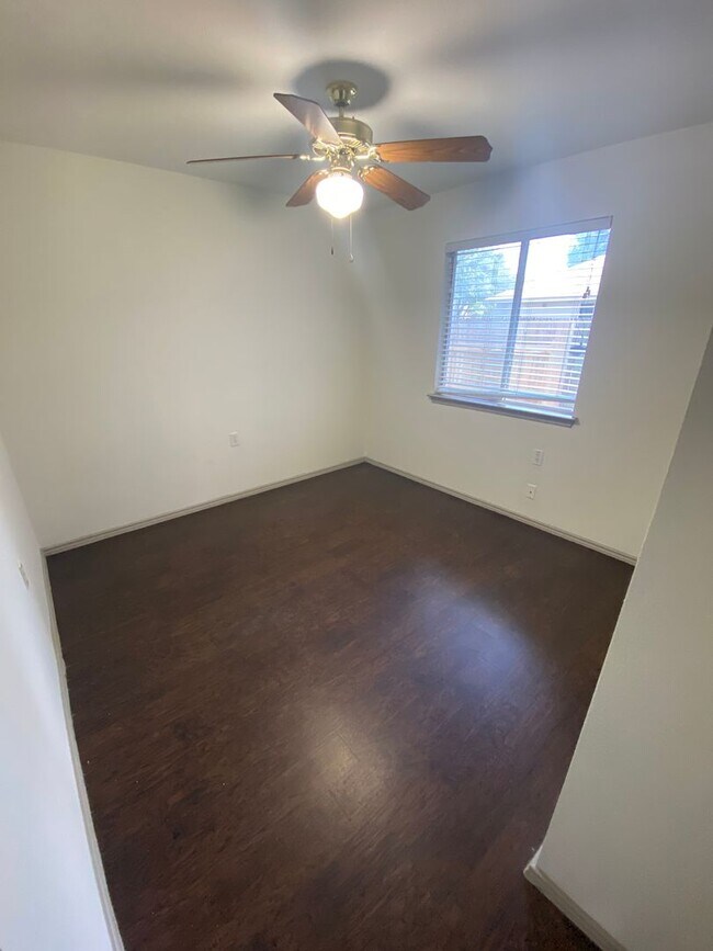 Building Photo - Cozy 3 bed in the Heart of East Austin