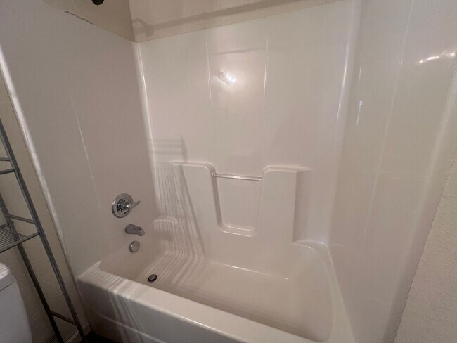 Building Photo - 6308-MF2-E1