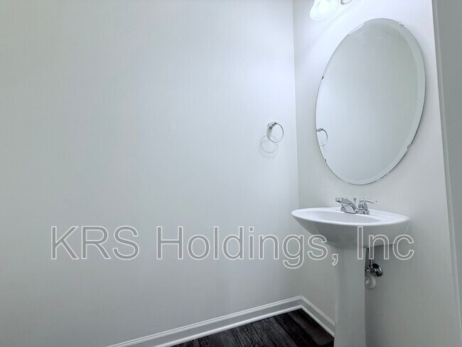 Building Photo - 81 Hill Shore Ln