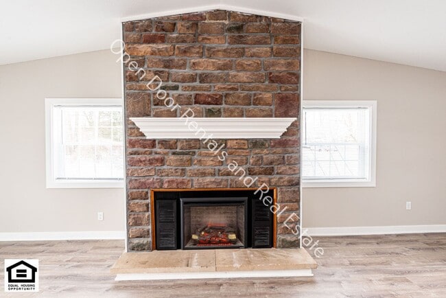 Building Photo - 4 bedroom home now available! ***MOVE IN RENT SPECIAL $500 OFF FIRST MONTH'S RENT!!!***