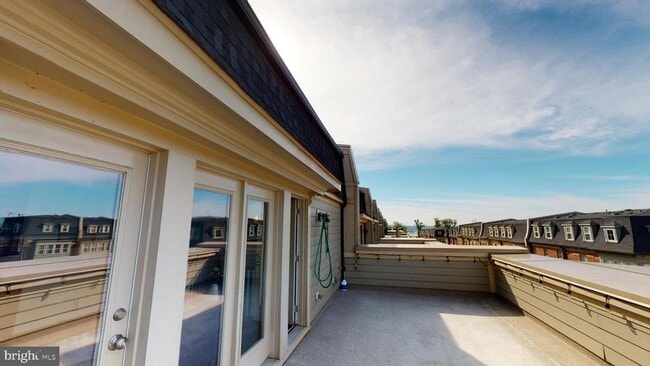 Building Photo - 726 River Mist Dr