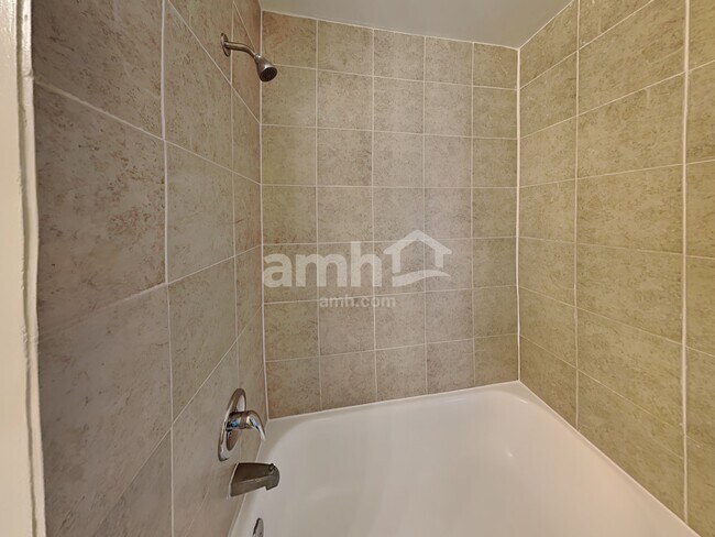 Building Photo - 2949 Biloxi Trl