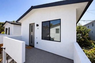 Building Photo - 5531 Olvera Ave