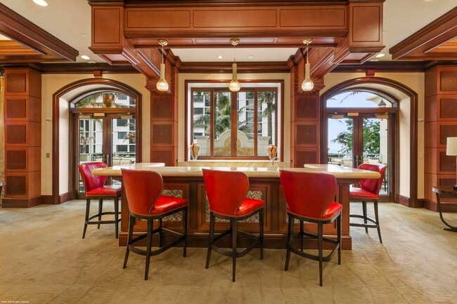 Building Photo - 5310 N Ocean Dr