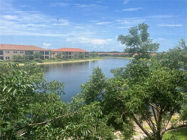 Building Photo - 10054 Crooked Crk Dr