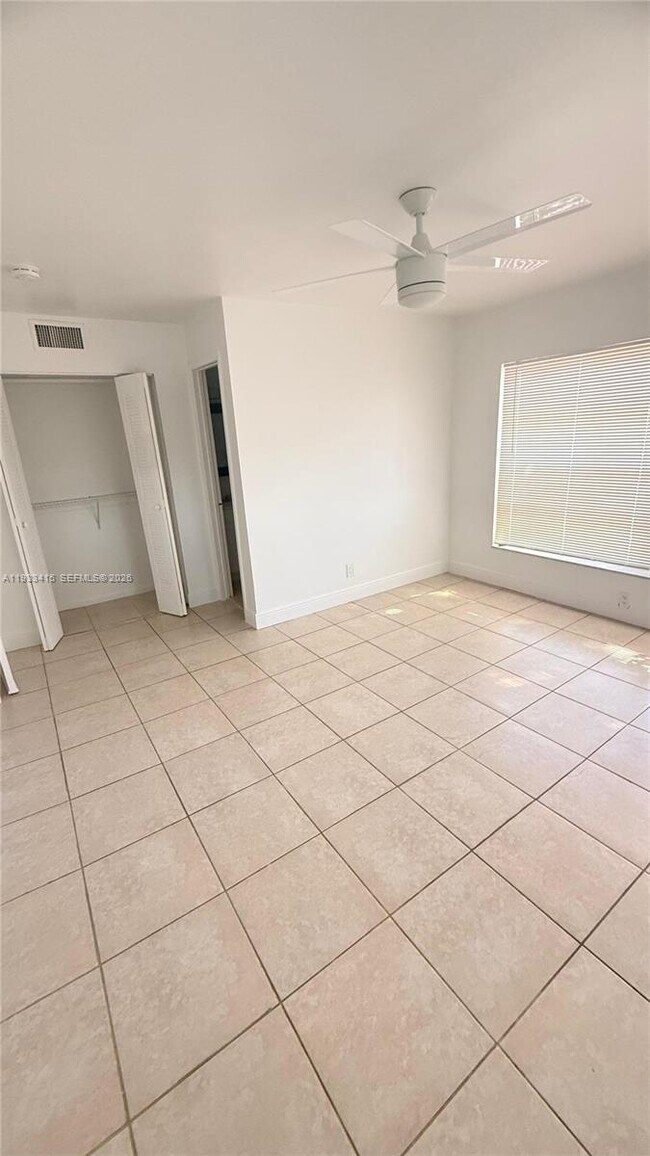 Building Photo - 2525 Polk St