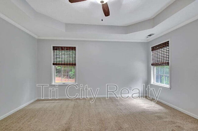 Building Photo - 69 Meadows Creek Ln