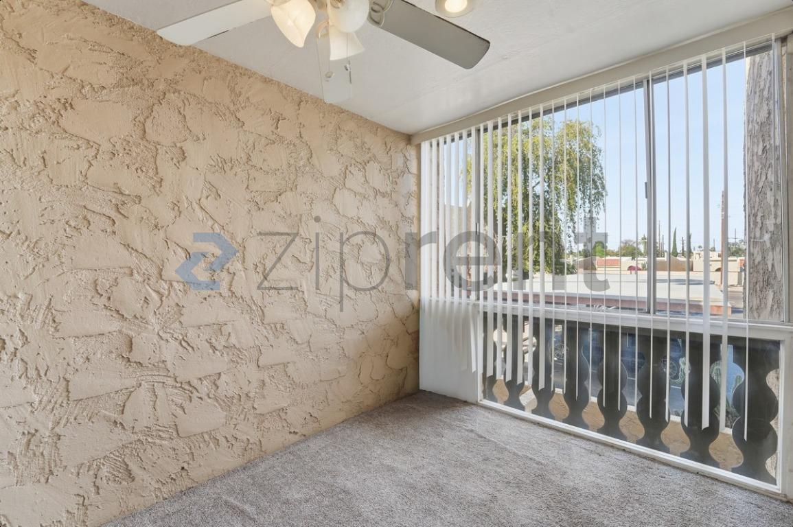 Building Photo - 4950 N Miller Rd