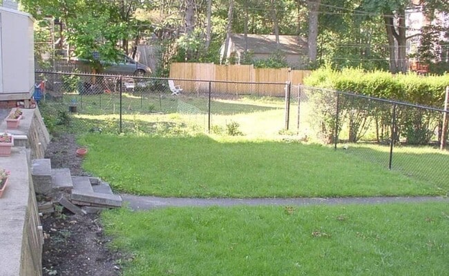 Building Photo - 540 Hyde Park Ave