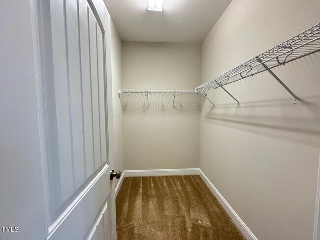 Building Photo - 248 Turner Oaks Dr