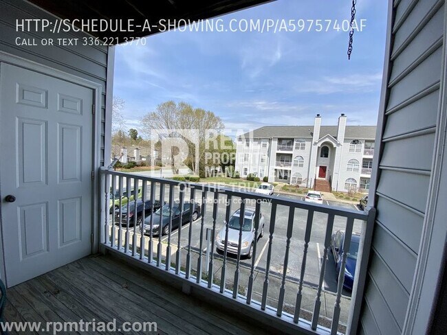 Building Photo - Available Soon -Updated 2BR/2BA Condo in M...