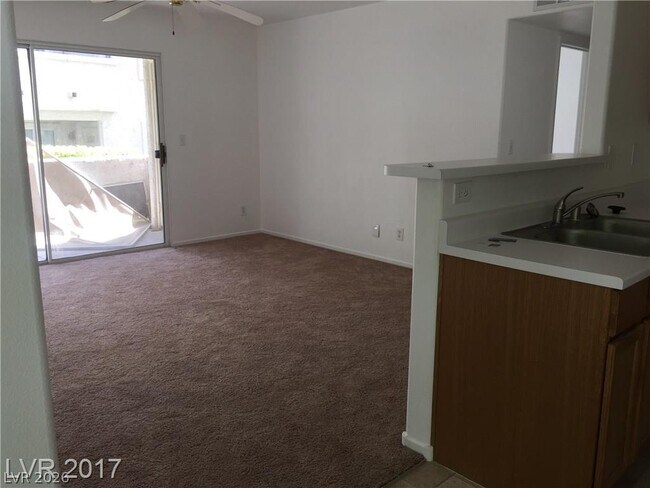 Building Photo - 3095 Casey Dr