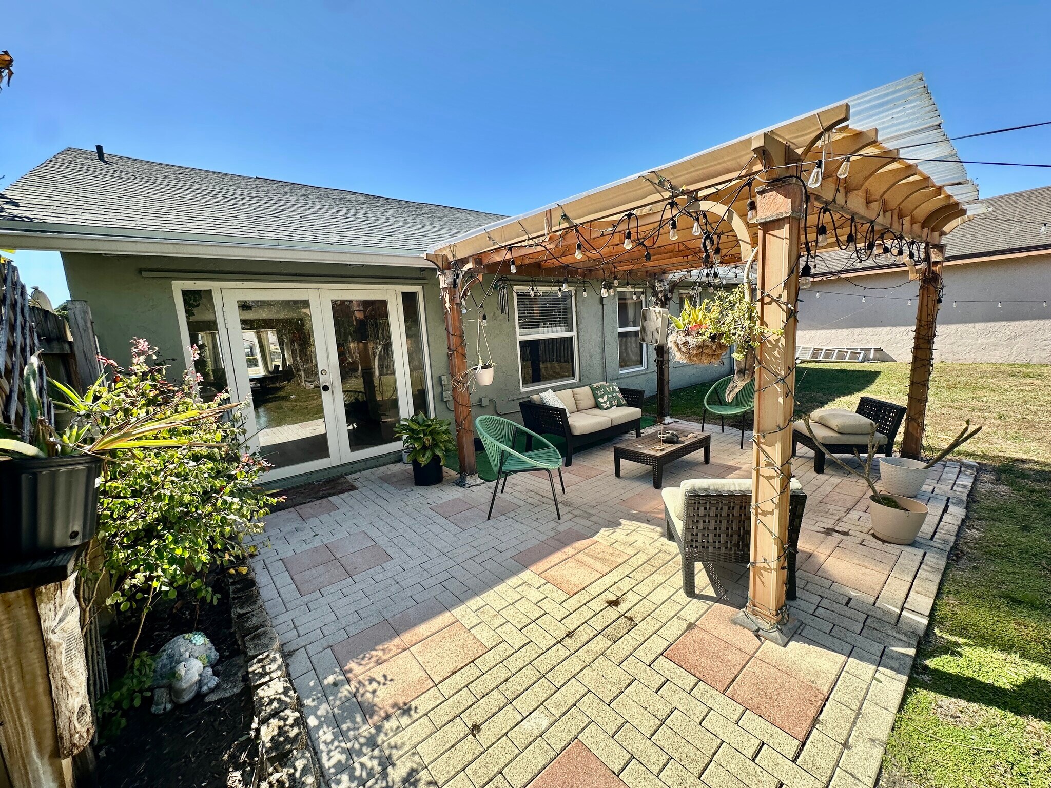 Building Photo - 4492 Brook Dr