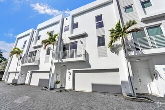 Building Photo - 1359 N Ocean Blvd