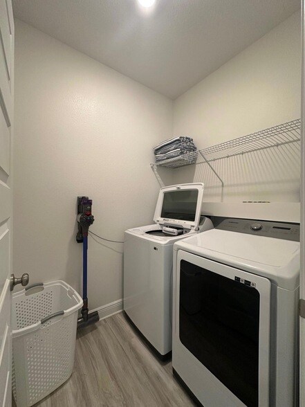 Building Photo - 7 Nest Ln