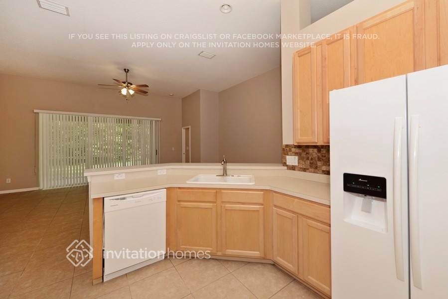 Building Photo - 204 Ronja Ln