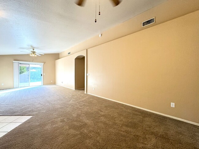 Building Photo - ***MOVE IN SPECIAL**SPRINGS IN CHANDLER 3 ...