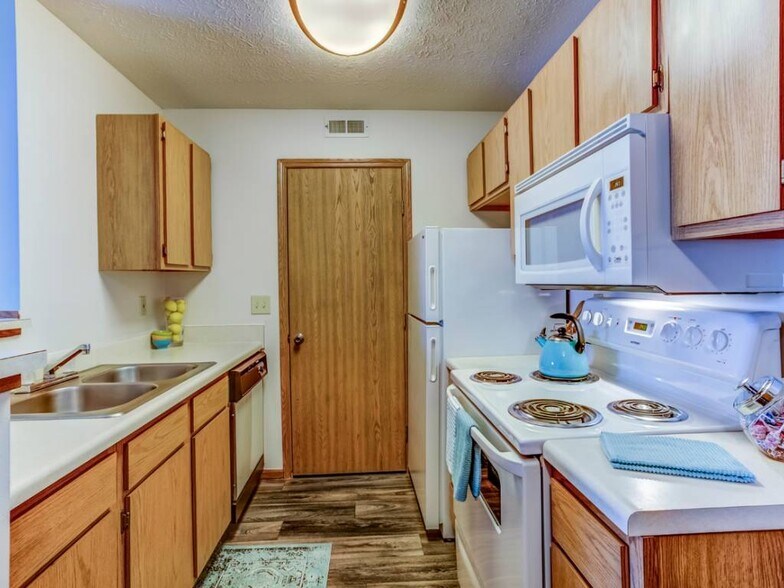 Lake Forest Apartments 4800 Lake Forest Blvd Westerville OH 43081