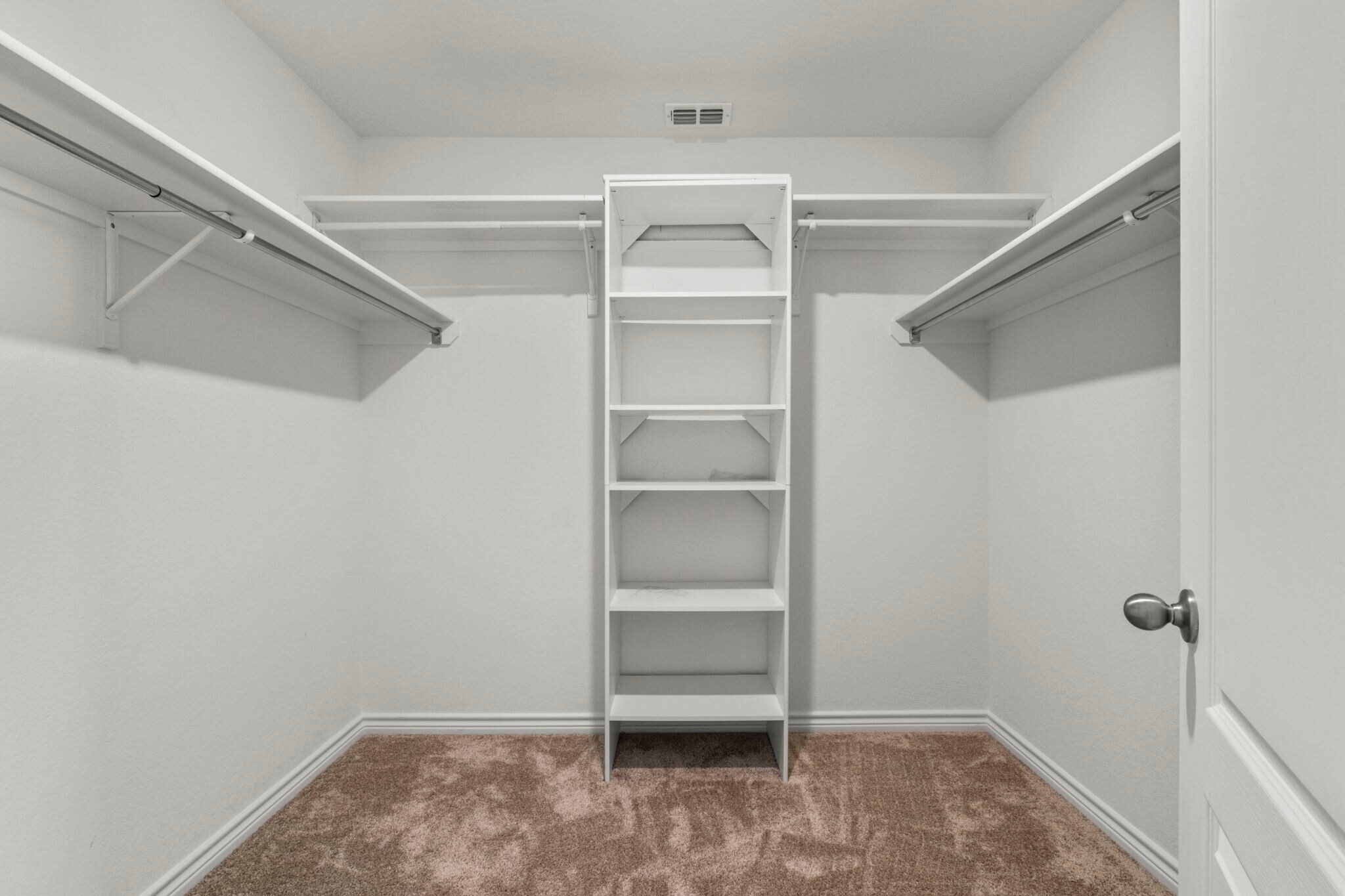 Building Photo - 3420 Taurus Sky