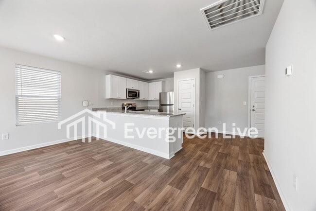 Building Photo - 1243 English Oaks St