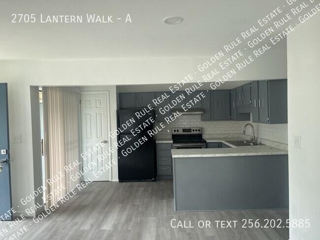 Building Photo - 2705 Lantern Walk SE