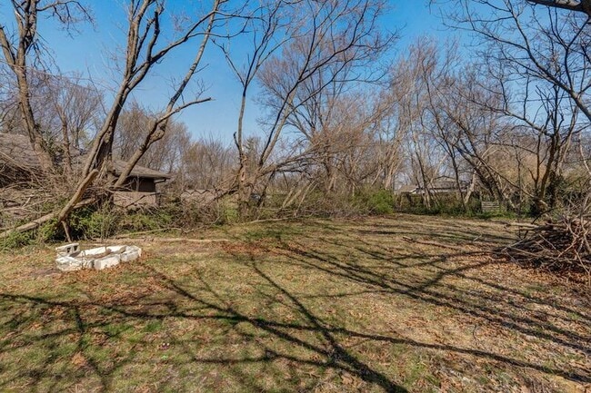 Building Photo - 1550 N Colgate Ave