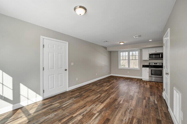 Building Photo - 259 Stage Rd