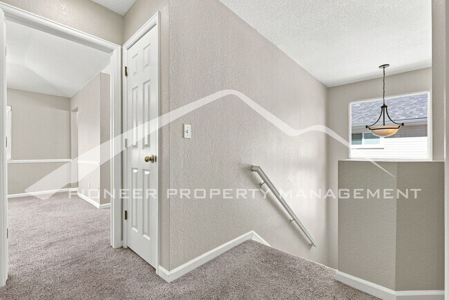 Building Photo - 7978 E Vassar Dr