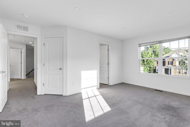 Building Photo - 40560 Aldie Springs Dr