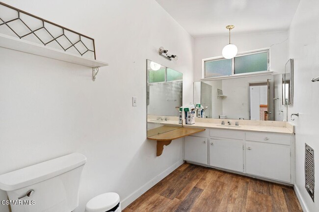 Building Photo - 5708 Wilhelmina Ave