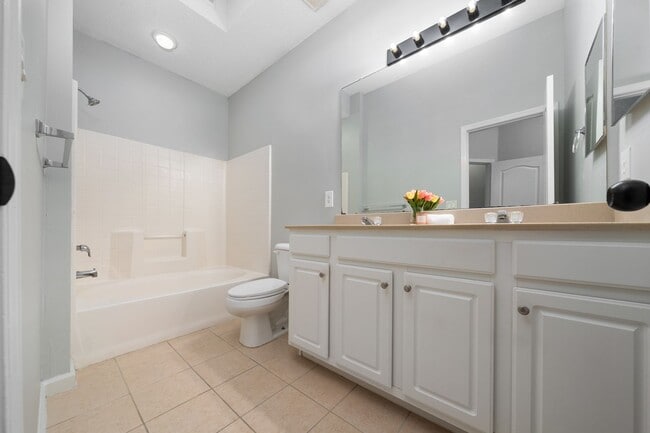 Building Photo - Lifestyle in Villanova at Hunter's Creek- ...